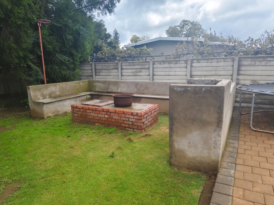 3 Bedroom Property for Sale in Fichardt Park Free State